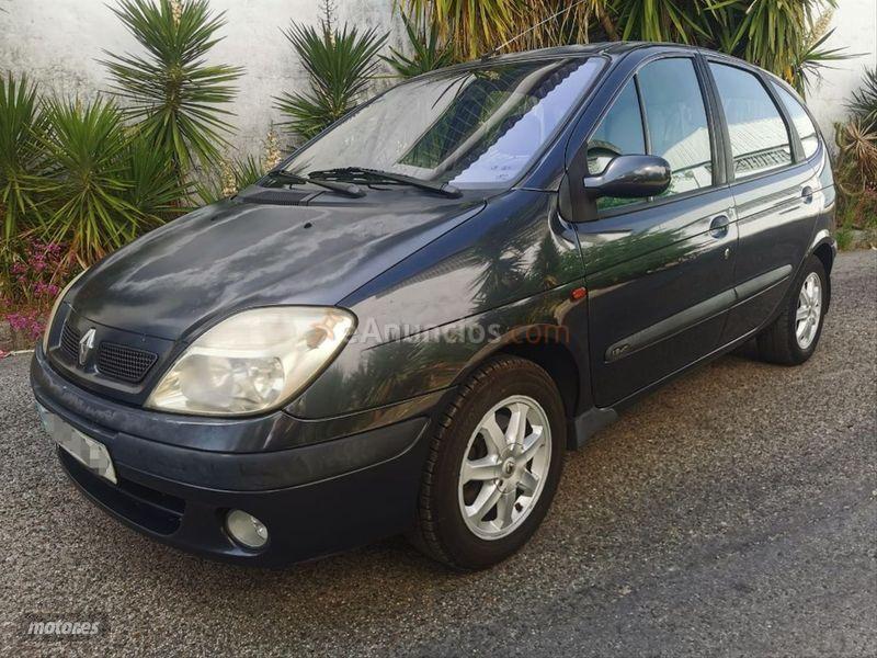 RENAULT MEGANE SCENIC PRIVILEGE 1.9DCI DE 2001 CON 230.000 KM POR 1.600 EUR. EN SEVILLA