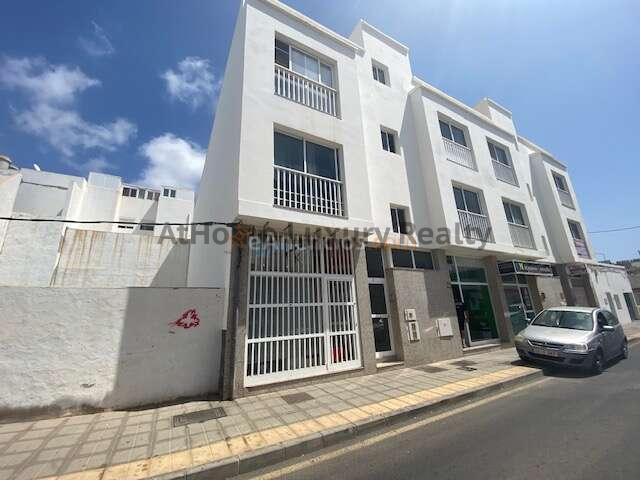 OPOTUNIDAD LOCAL COMERCIAL EN VENTA EN ARRECIFE